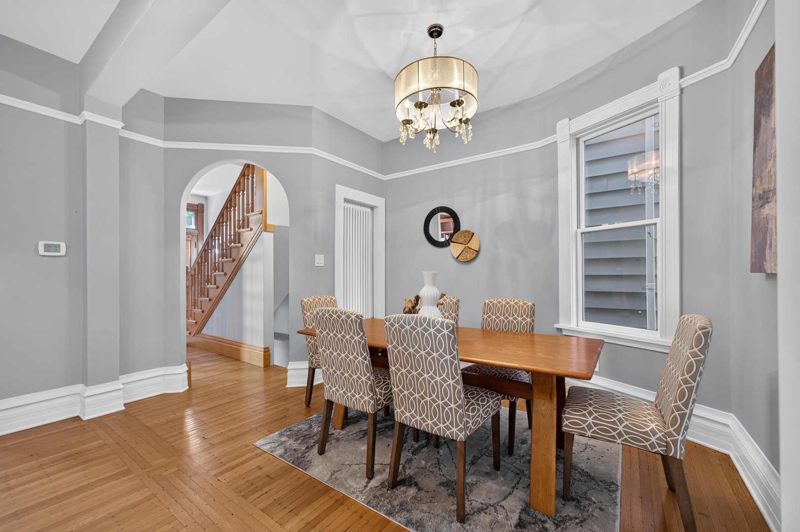 634 W Briar Place Property Photo 13