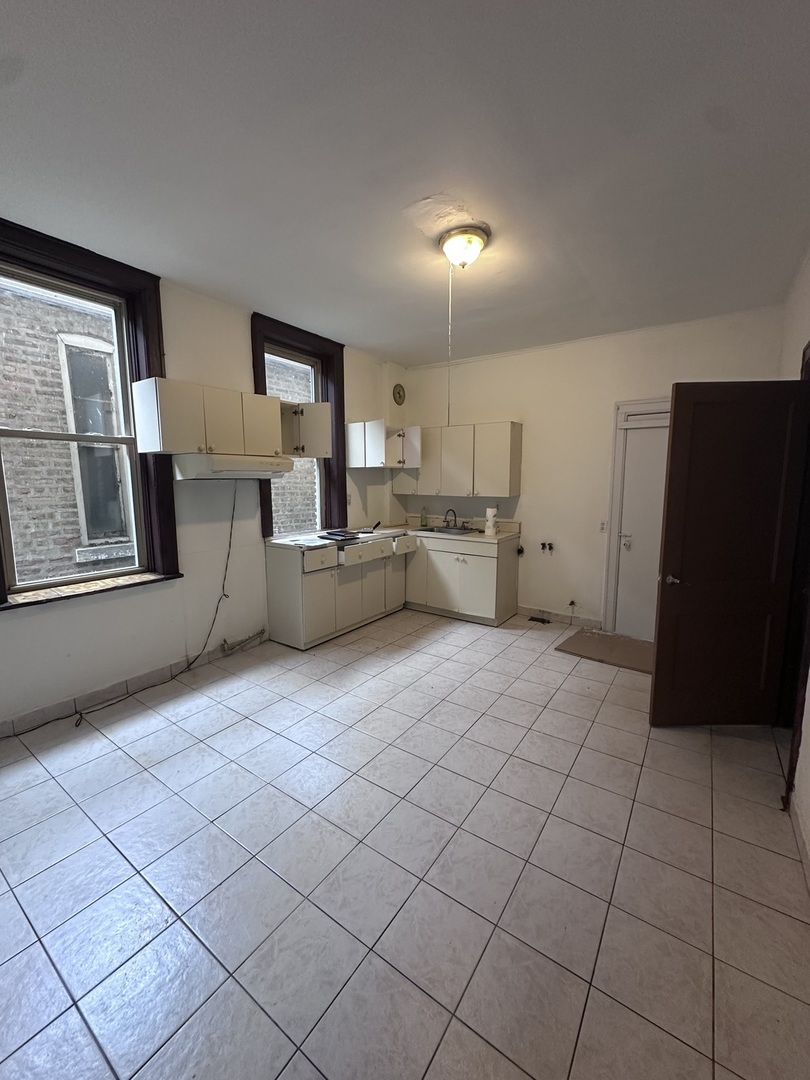 2224 W Cullerton Street 1r Property Photo 7