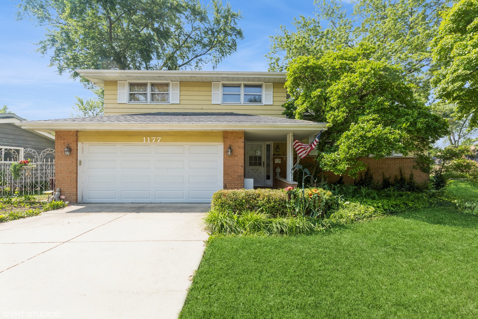 1177 Meadow Lane Property Photo 1