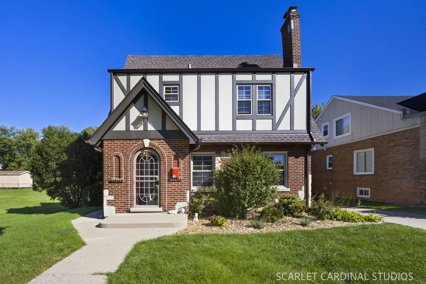 819 S Harvard Avenue Property Photo 2