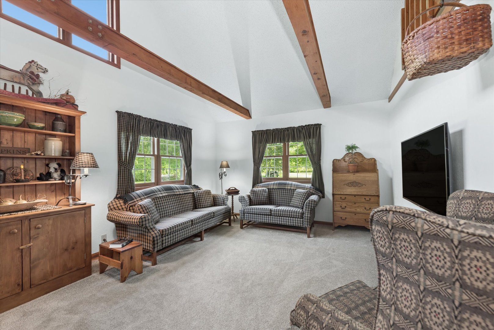 27665 Schafer Road Property Photo 8