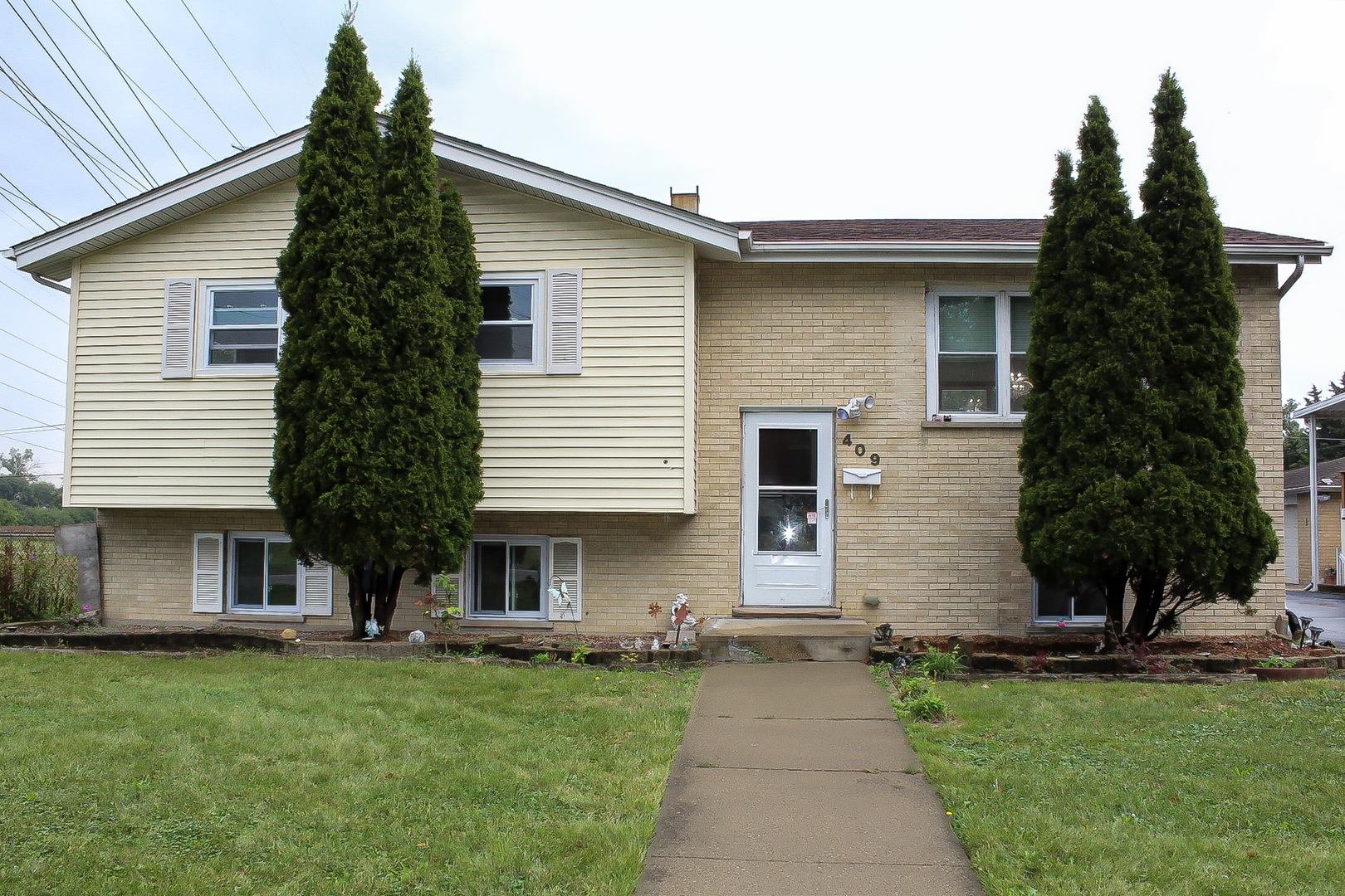 409 E Cherry Hill Property Photo 1