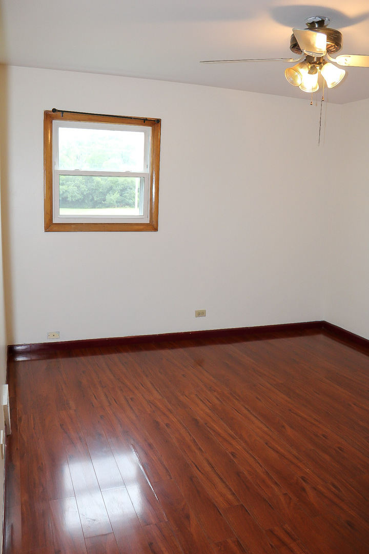 409 E Cherry Hill Property Photo 7