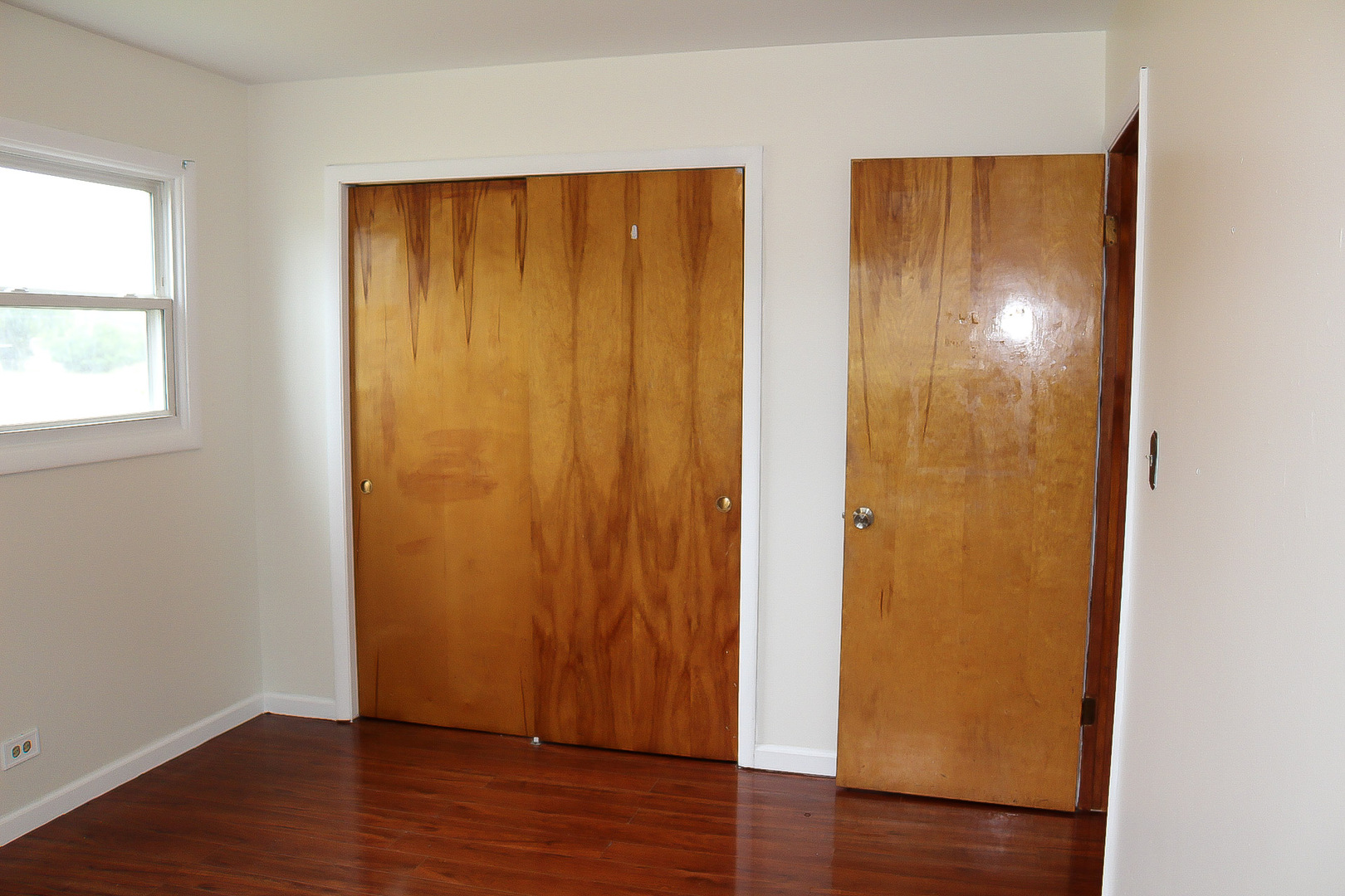 409 E Cherry Hill Property Photo 8