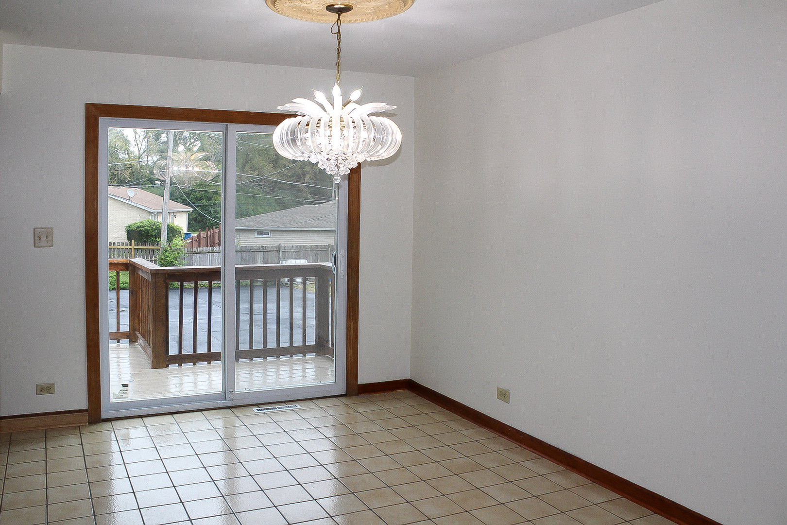 409 E Cherry Hill Property Photo 13