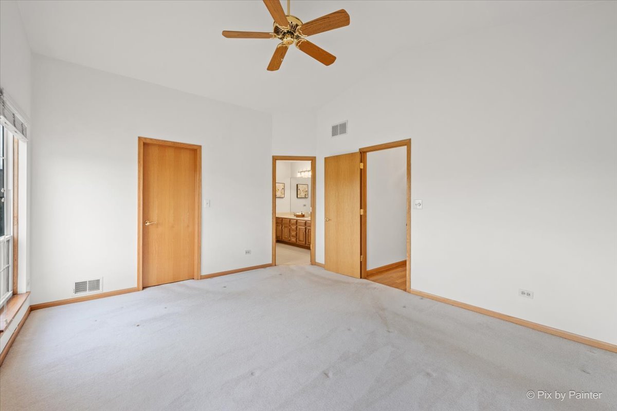 664 Mayfair Drive Property Photo 17