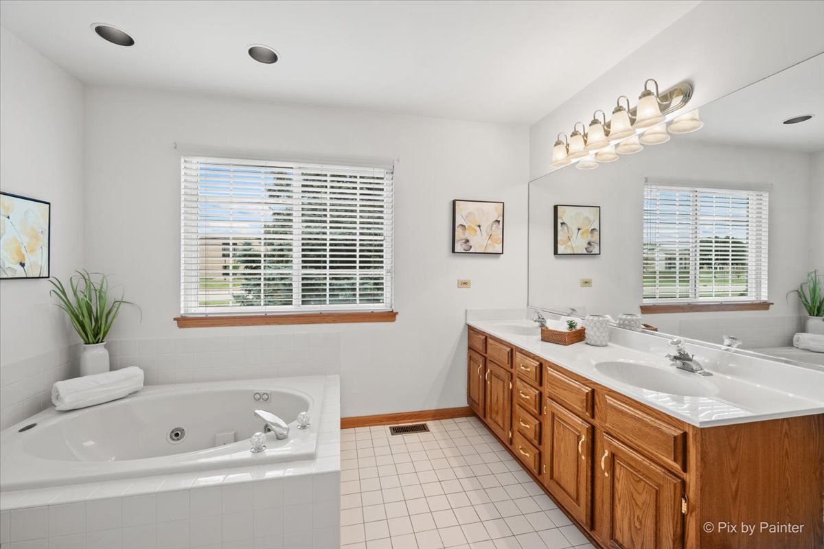 664 Mayfair Drive Property Photo 19