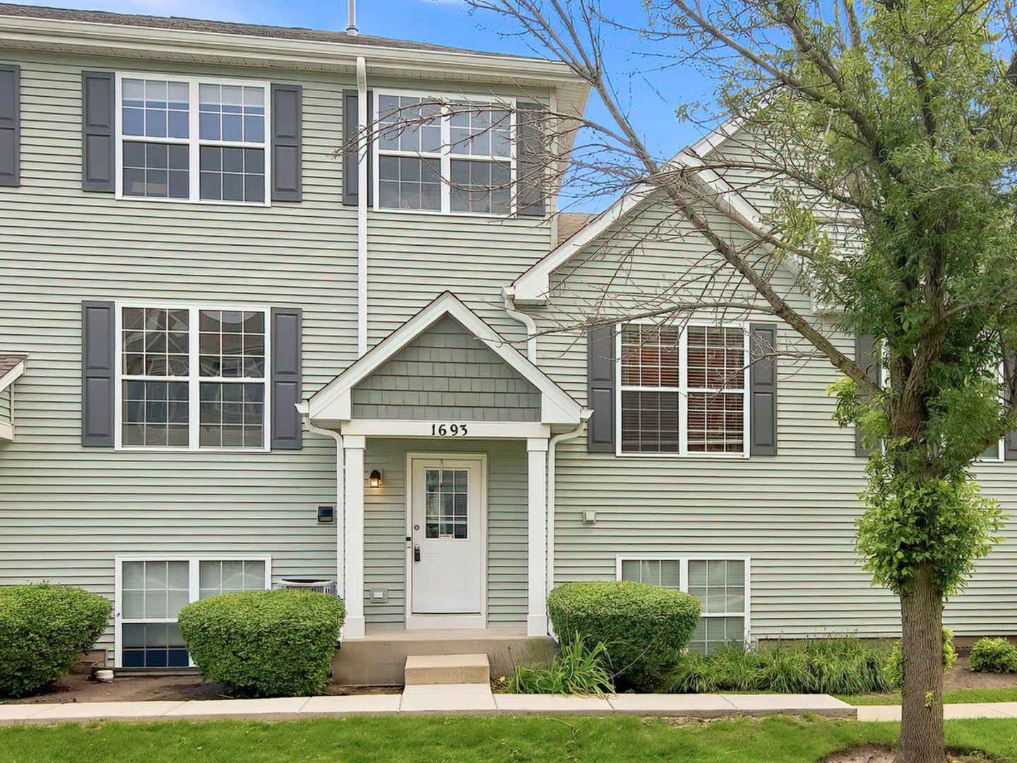 1693 W Turtle Creek Lane Property Photo 1