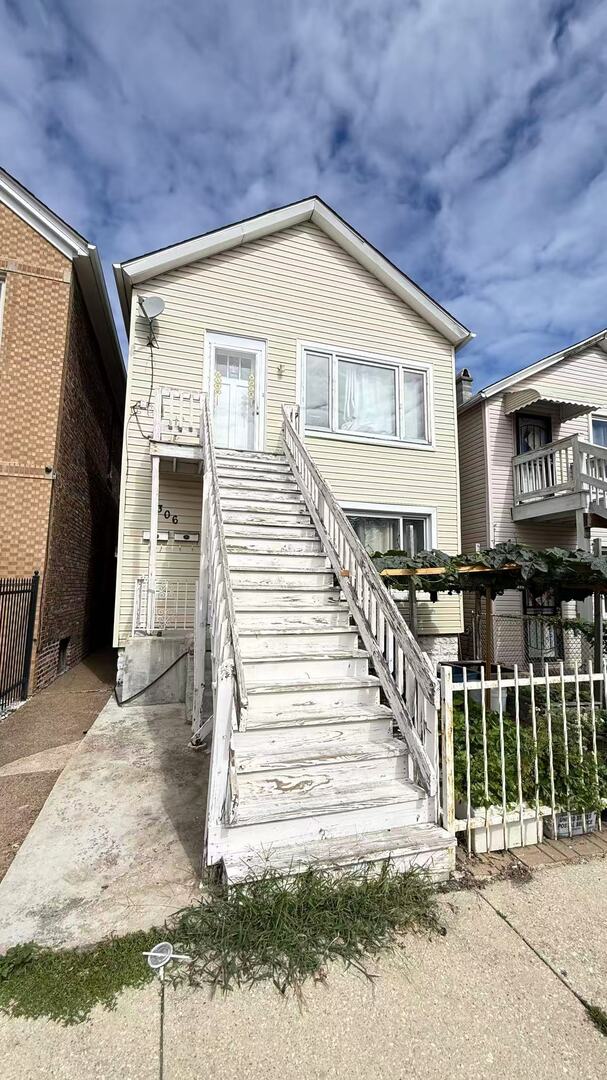 306 W 30th Street Property Photo 1