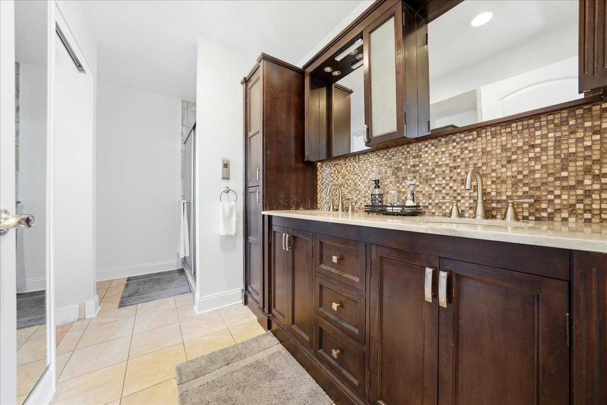 1097 Cypress Lane Property Photo 17