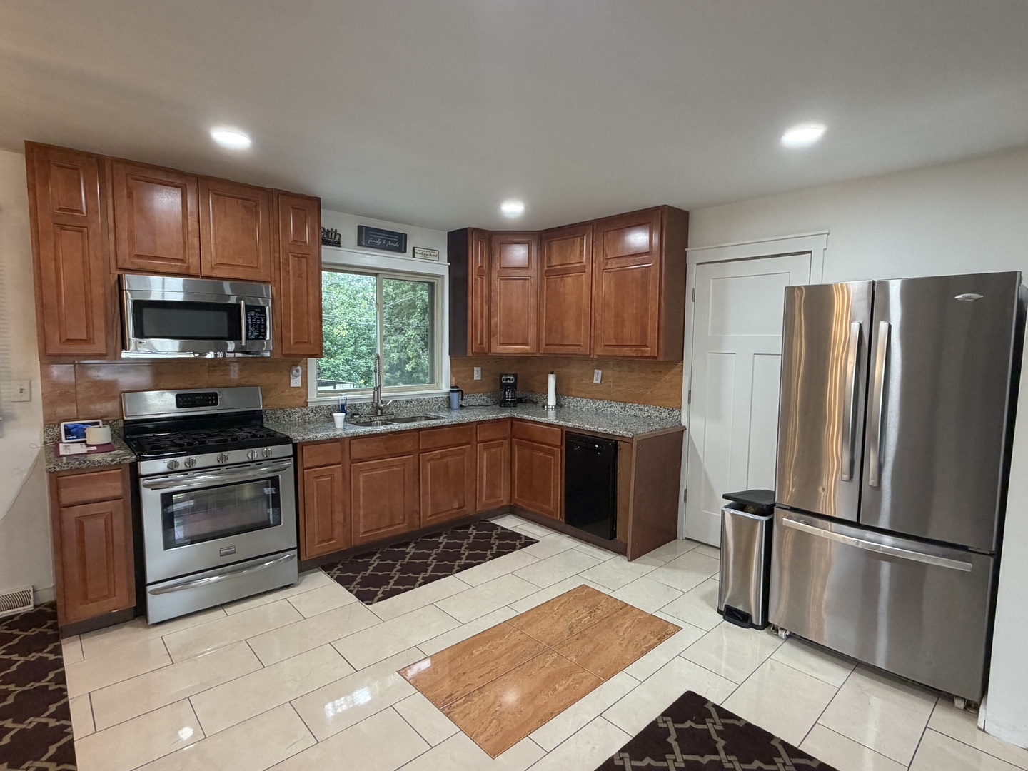 7923 Central Avenue Property Photo 21