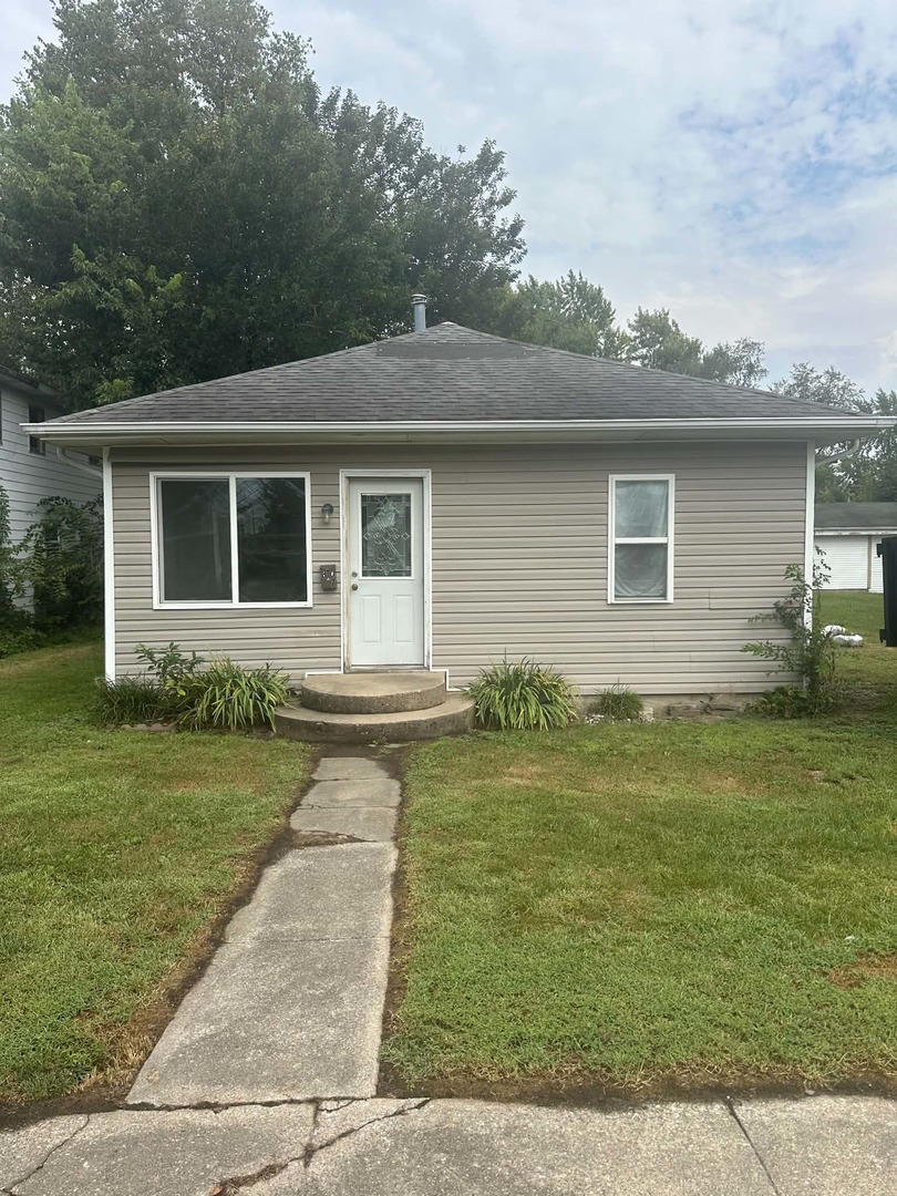 807 S Spruce Street Property Photo 1