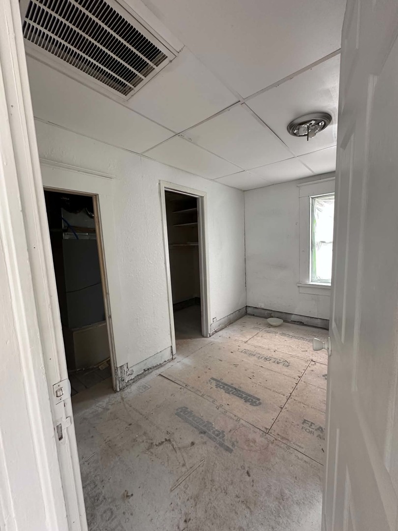 807 S Spruce Street Property Photo 6