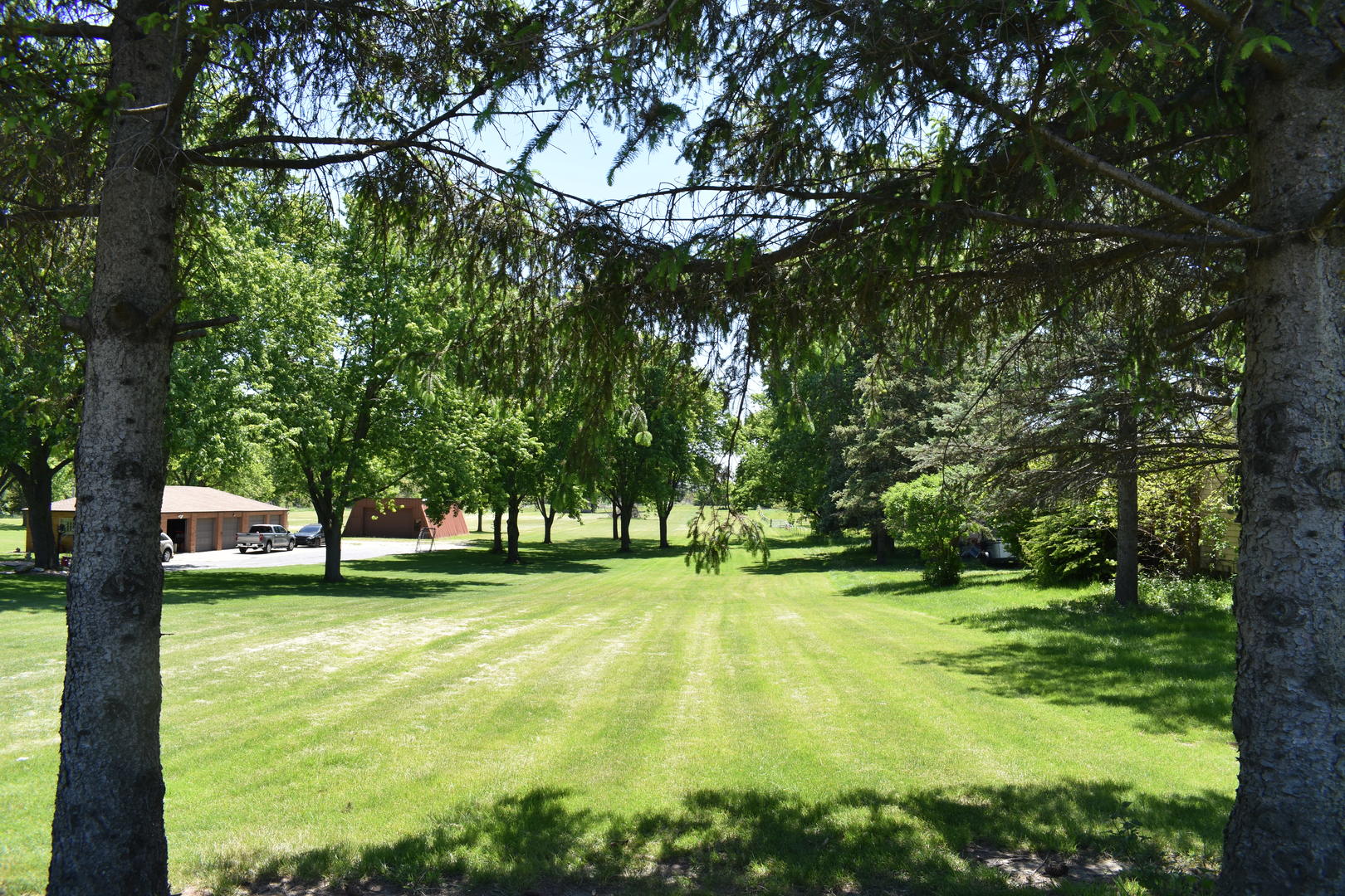 14119 W Maple Road Property Photo 1