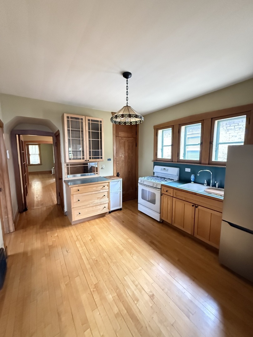 1516 Wesley Avenue Property Photo 4
