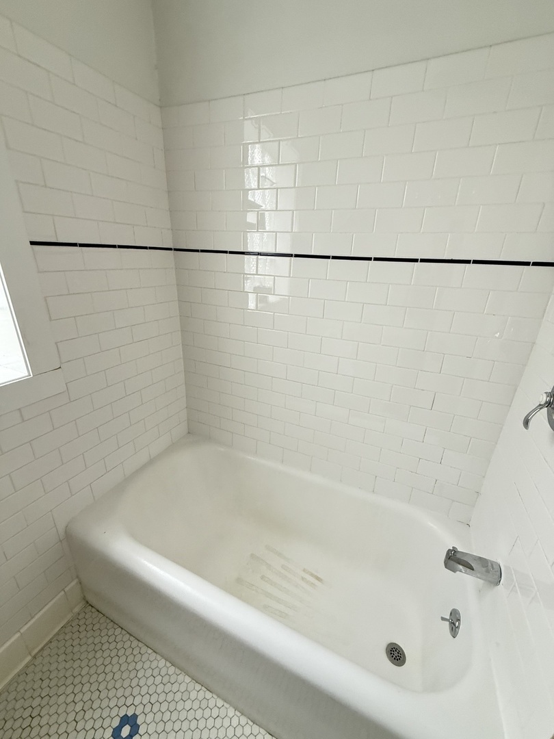 1516 Wesley Avenue Property Photo 9
