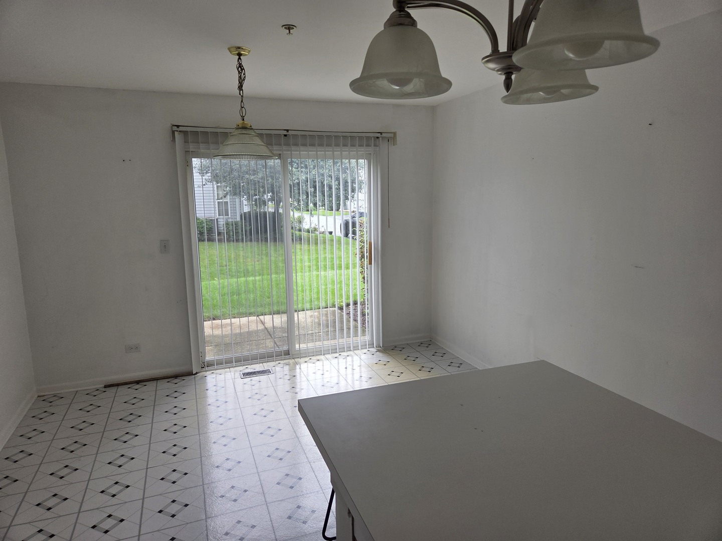 1214 Orleans Drive 1214 Property Photo 8