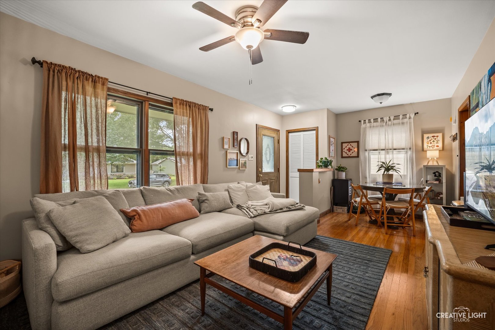 1125 Ash Street Property Photo 4
