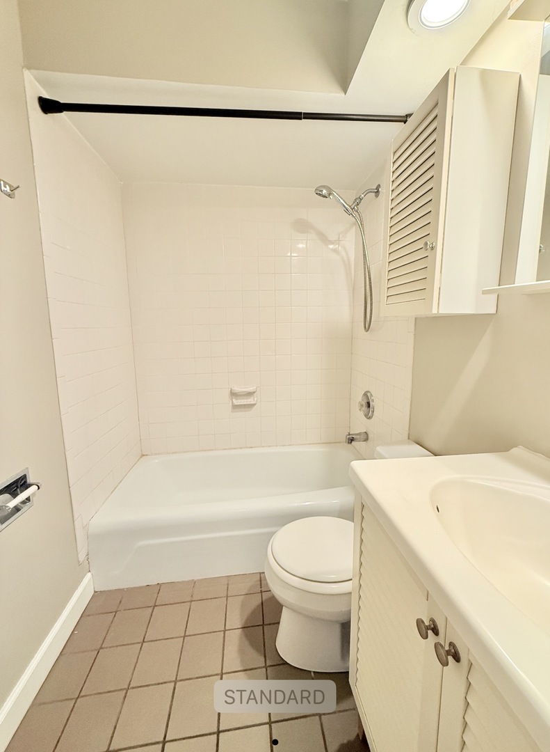 205 W Miner Street 106 Property Photo 8