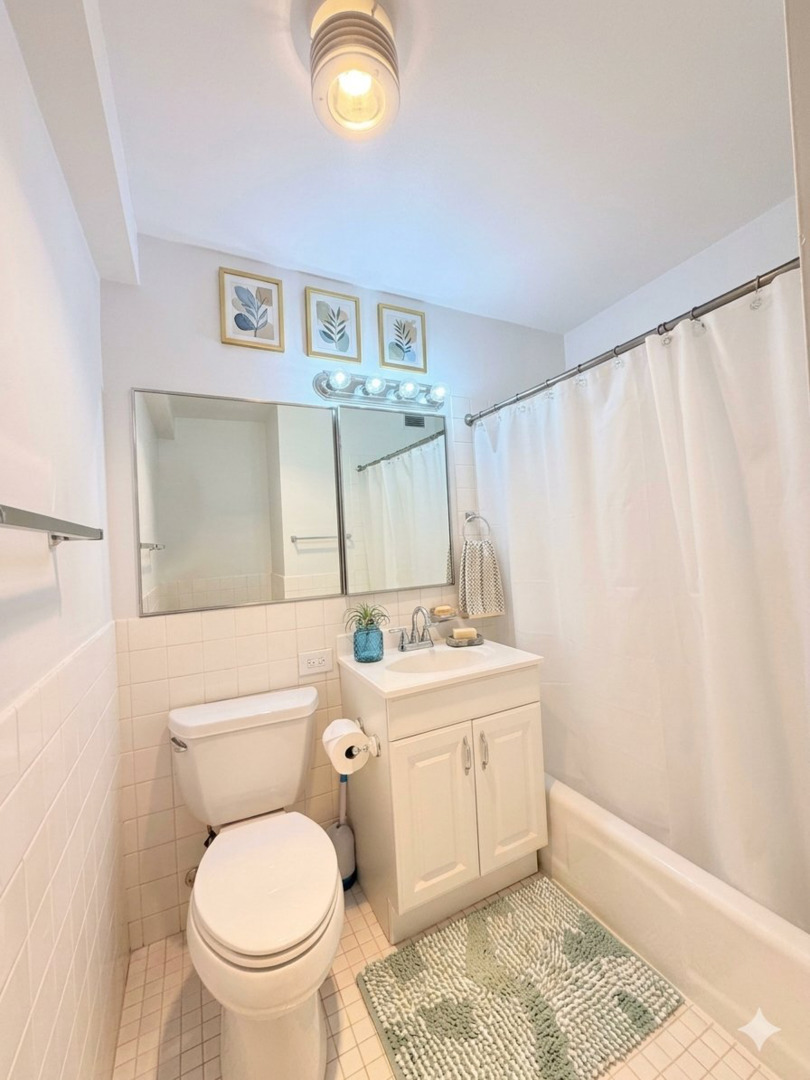 4250 N Marine Drive 1432 Property Photo 9