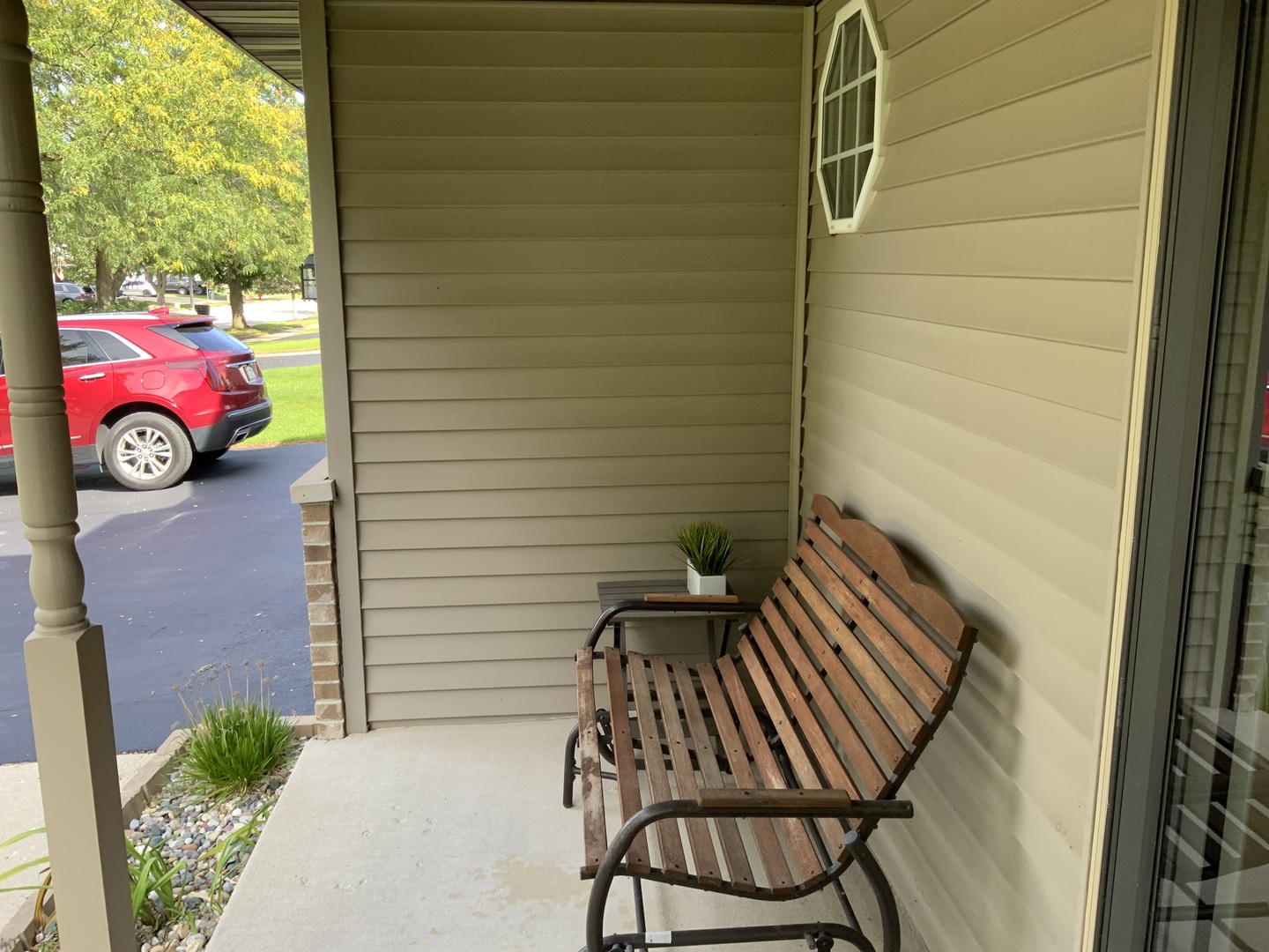 908 Addleman Street Property Photo 3