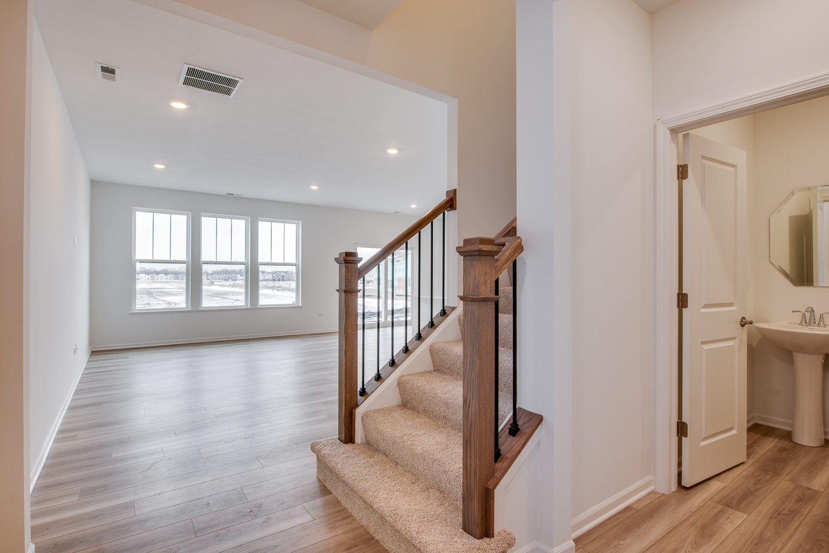 15139 S Hepworth Place Property Photo 2