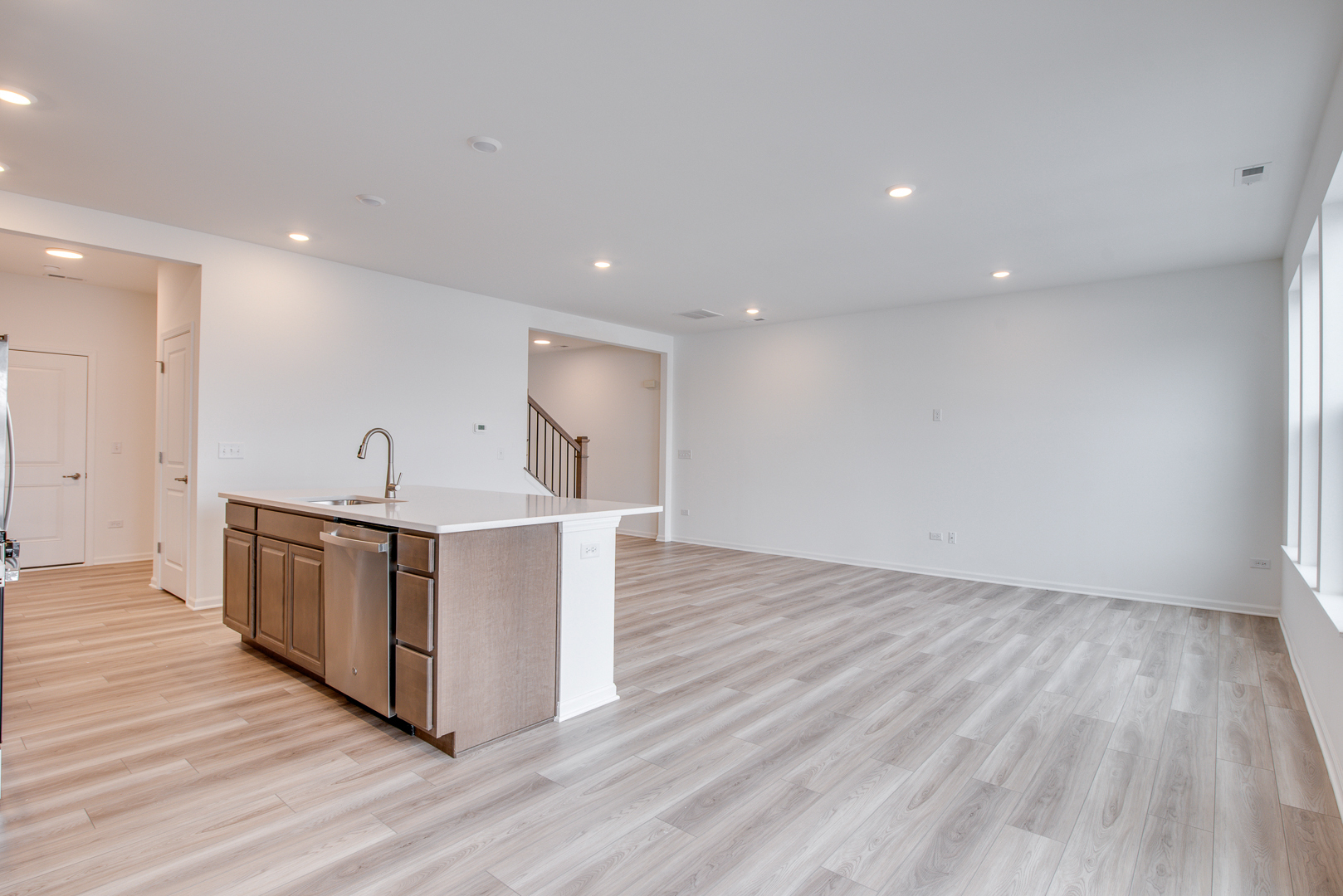 15139 S Hepworth Place Property Photo 6