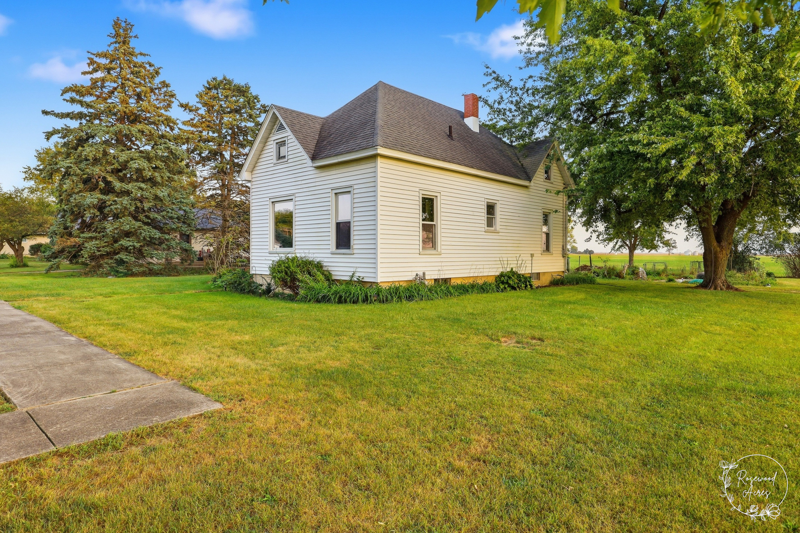 104 E Cleveland Street Property Photo 3