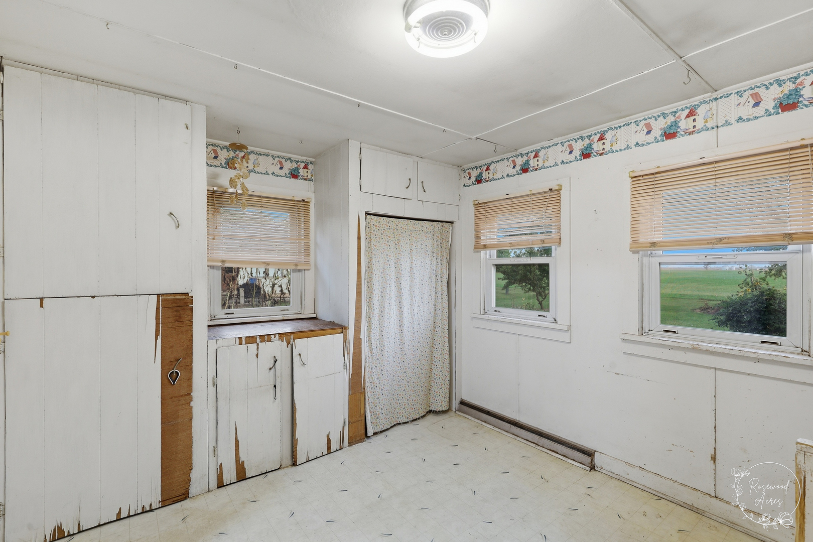 104 E Cleveland Street Property Photo 6