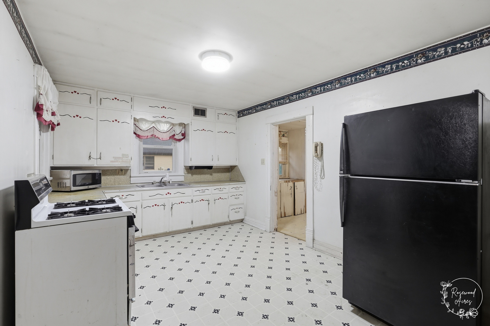 104 E Cleveland Street Property Photo 9