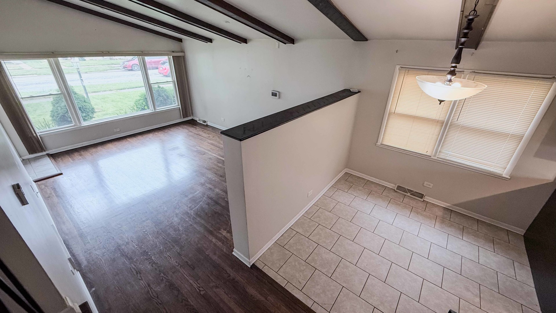 14319 Kenwood Avenue Property Photo 3