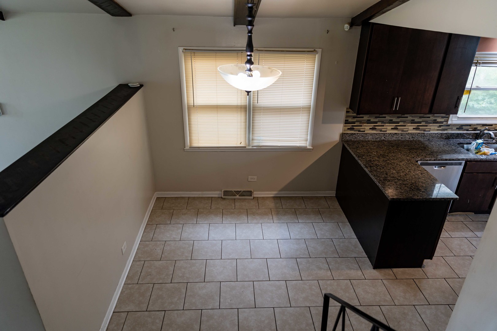 14319 Kenwood Avenue Property Photo 9