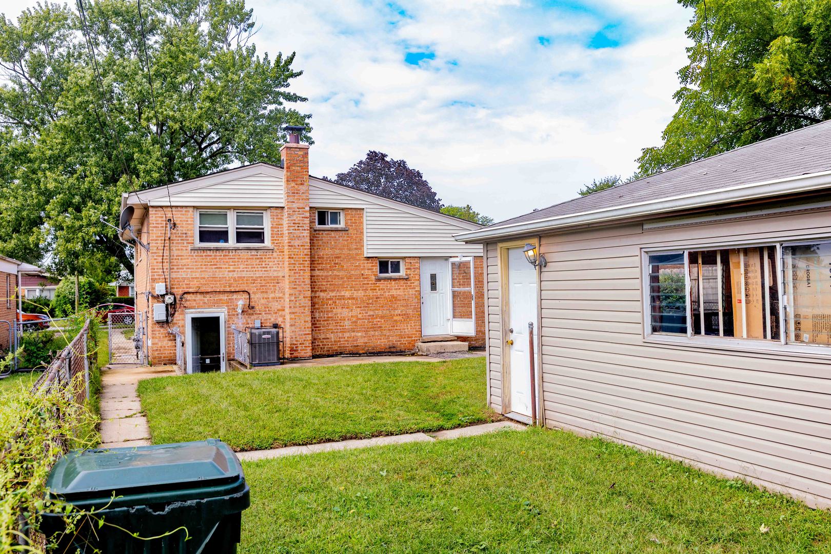 14319 Kenwood Avenue Property Photo 23