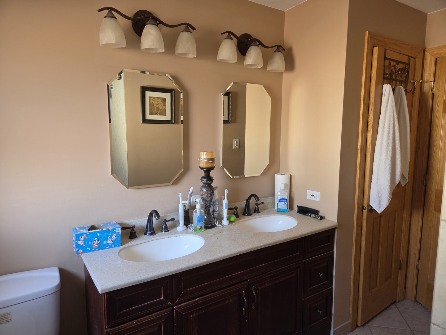 7842 W 101st Place Property Photo 13