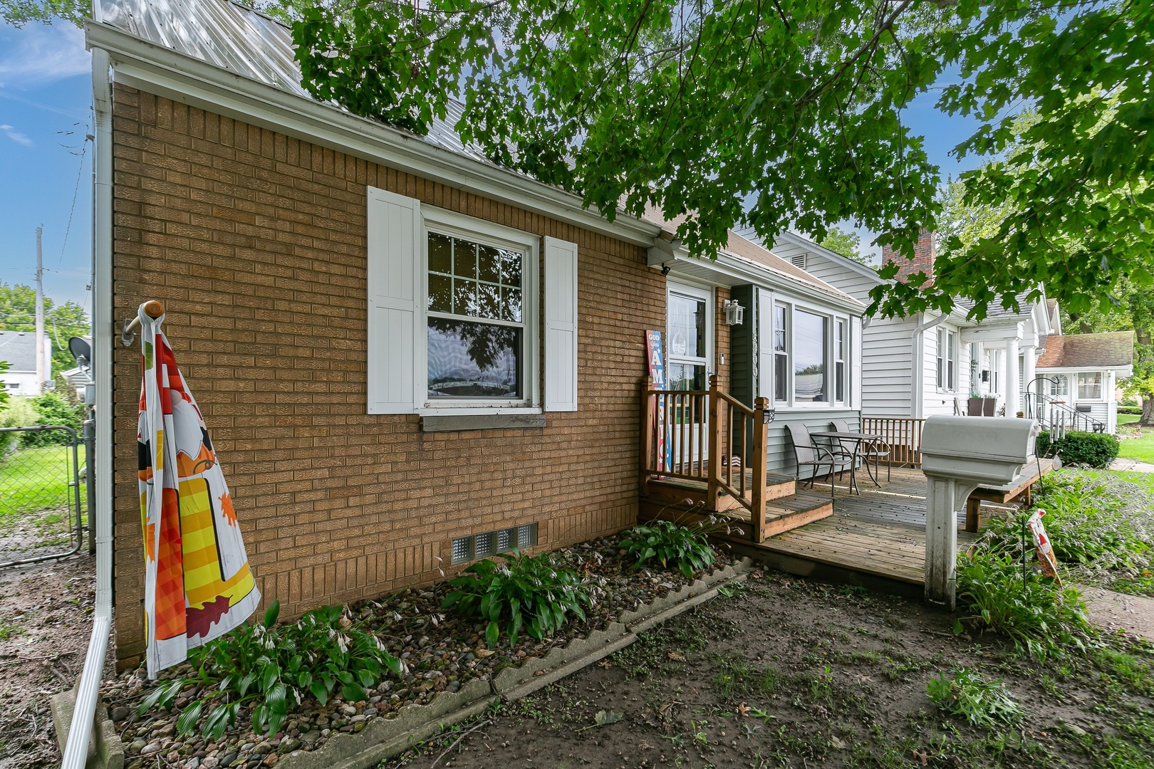 1900 29th Street Property Photo 3