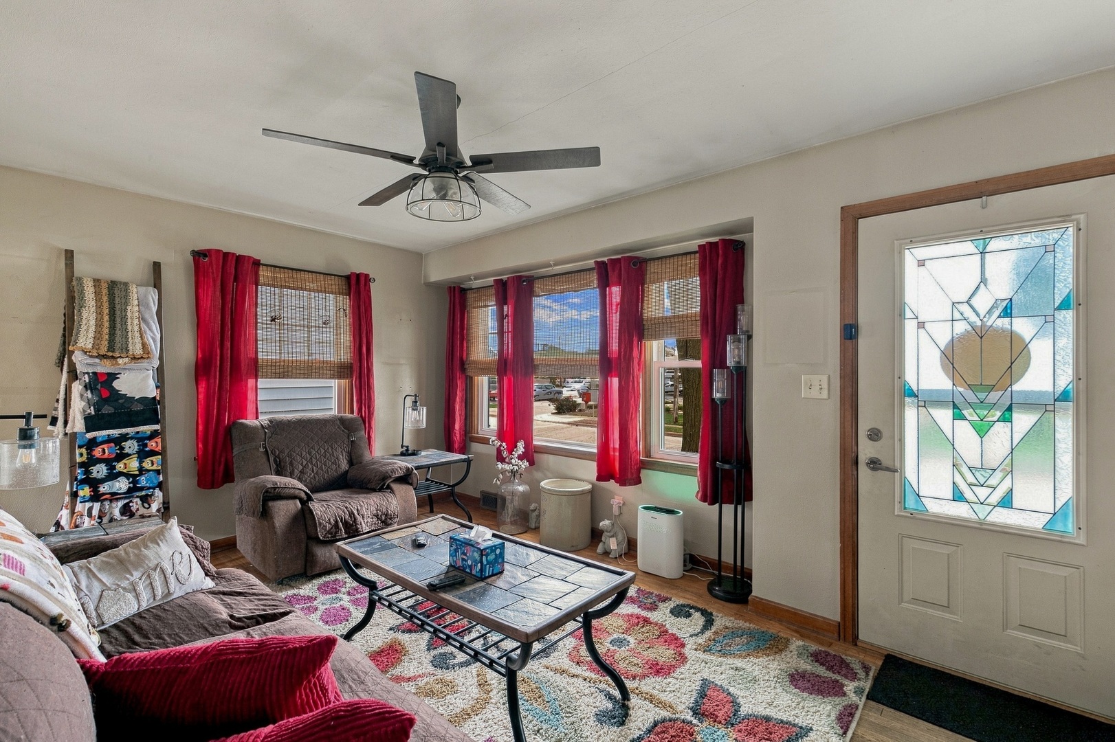1900 29th Street Property Photo 5