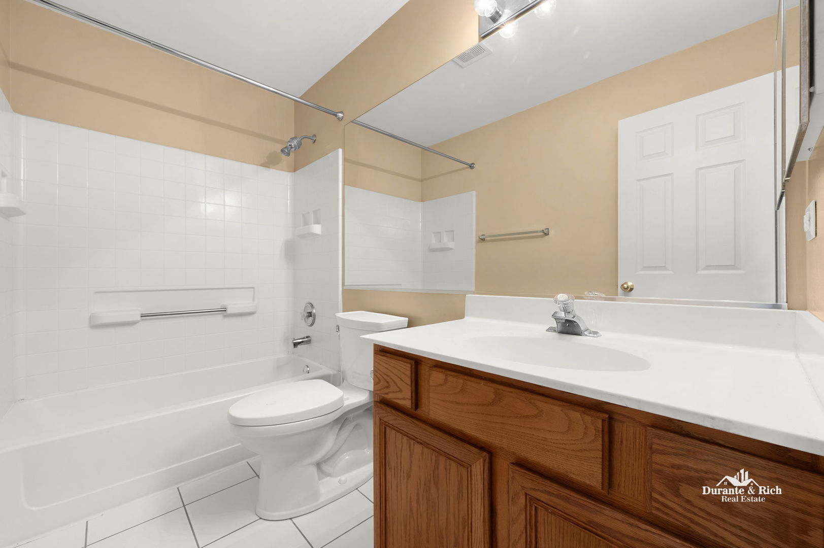 2041 Clarewood Lane 2041 Property Photo 8