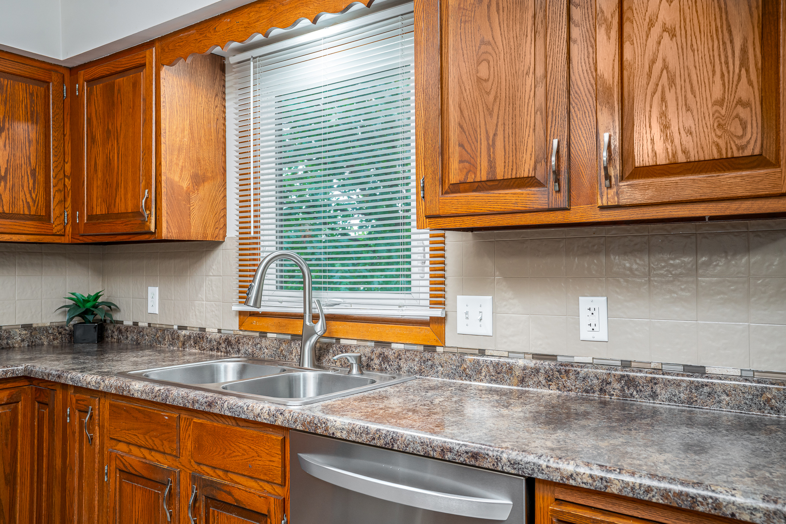 3426 Ridge Court Property Photo 10
