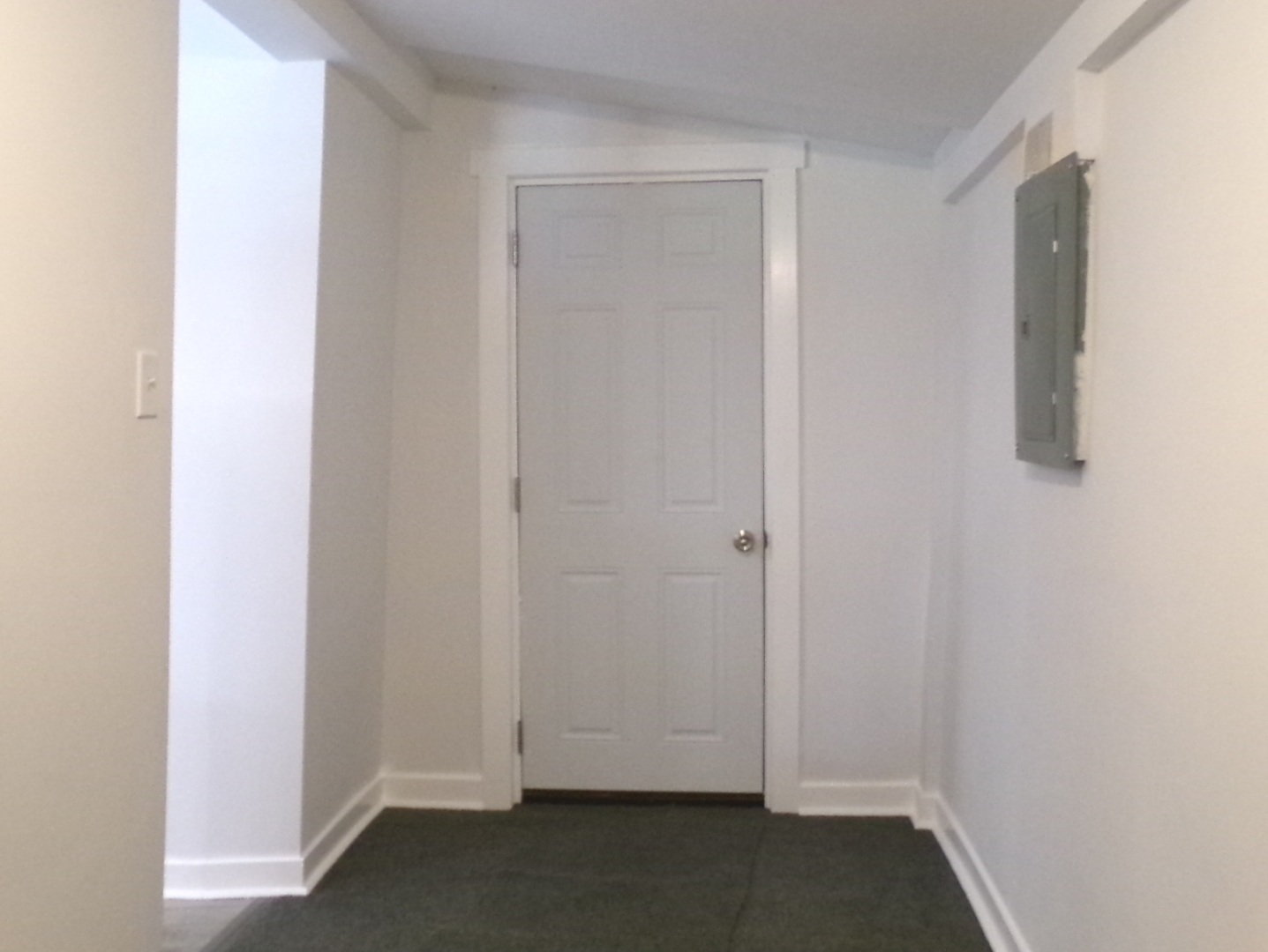 407 E Woodlawn Street Property Photo 18
