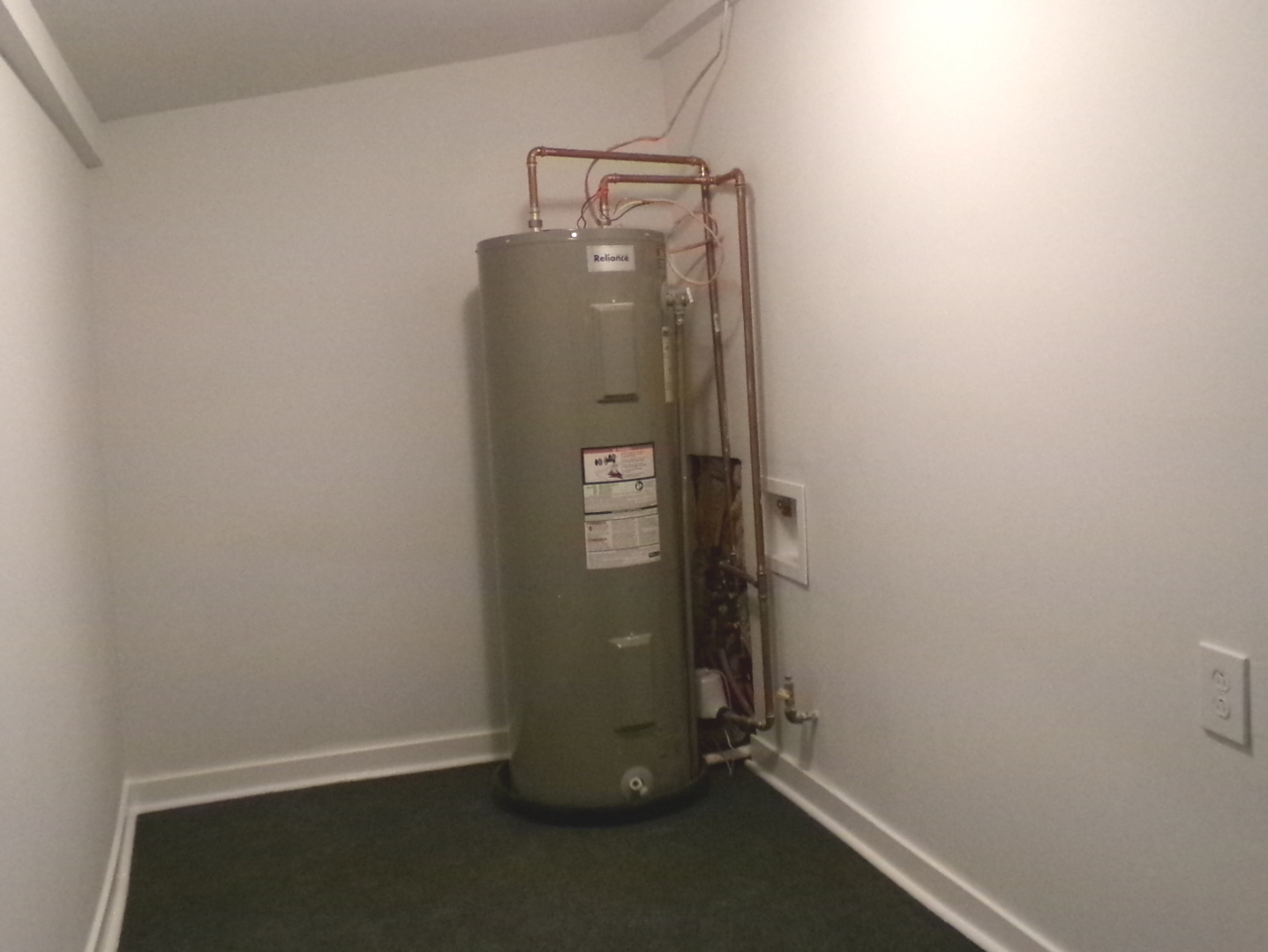 407 E Woodlawn Street Property Photo 20
