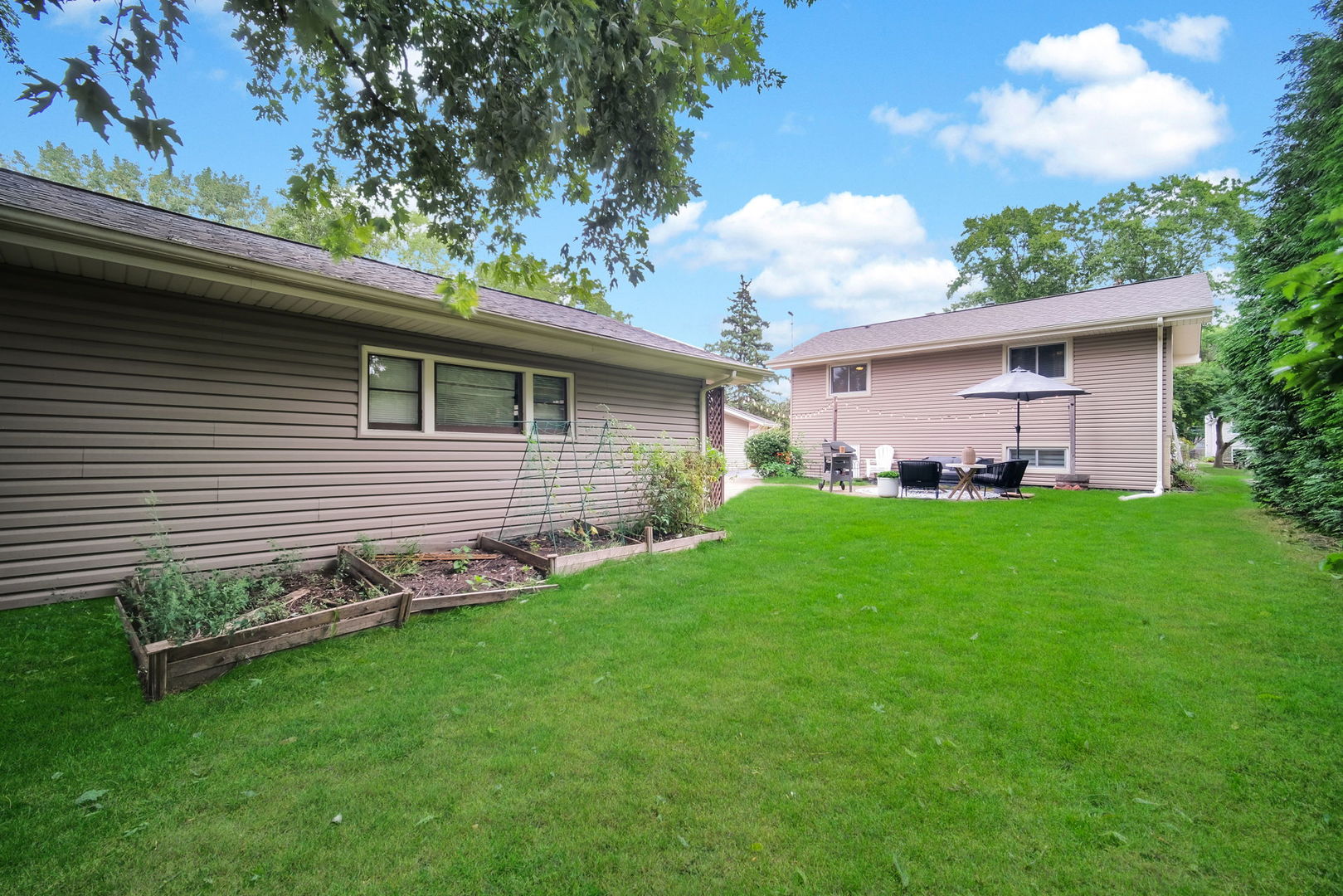 130 S Milton Avenue Property Photo 45