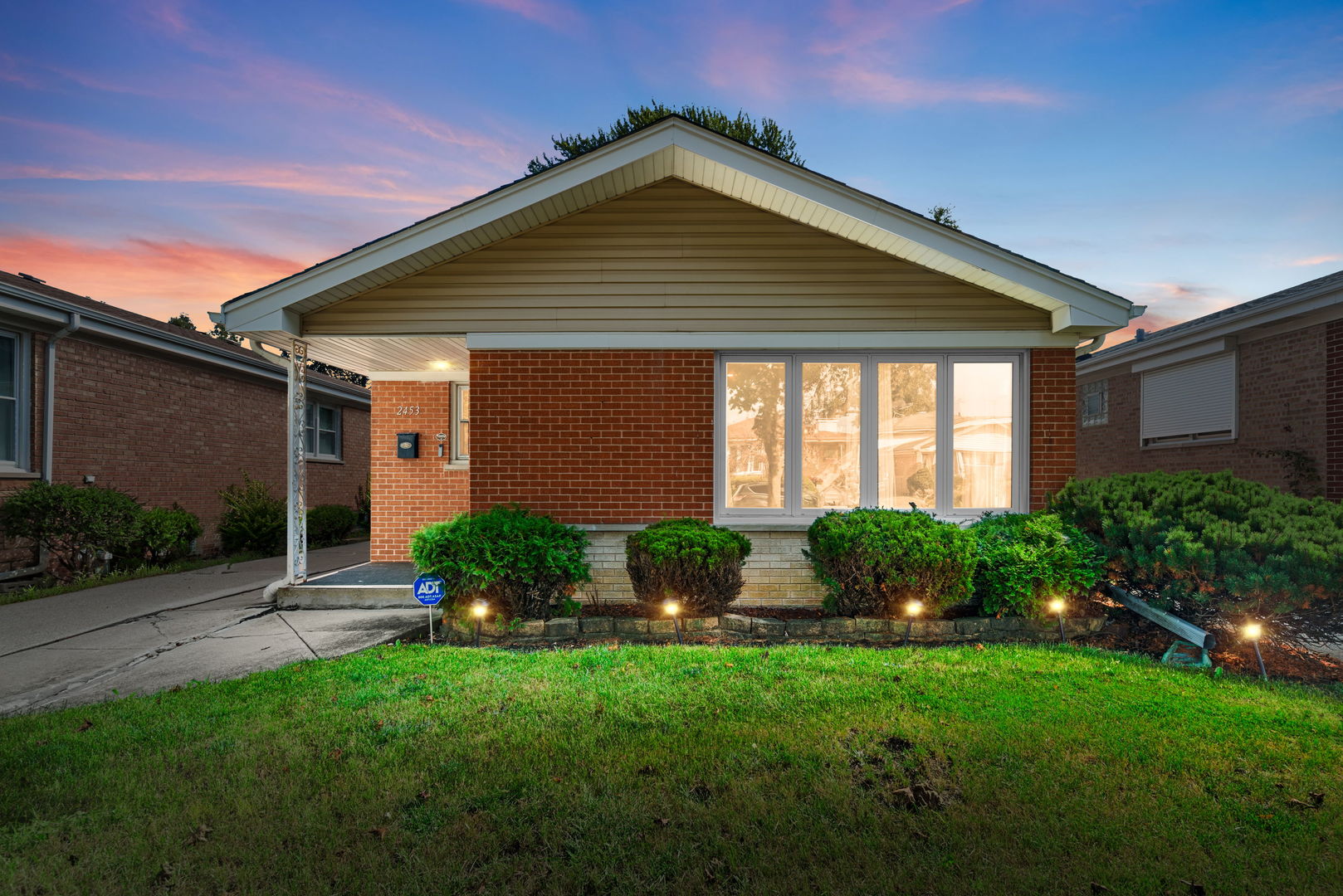 2453 George Street Property Photo 1