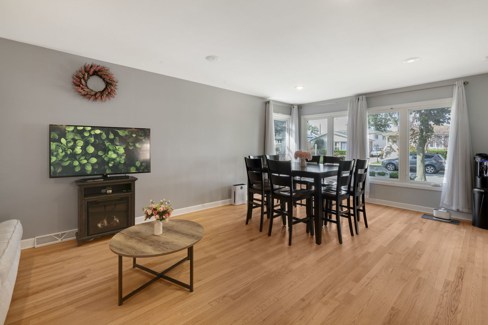 2453 George Street Property Photo 4