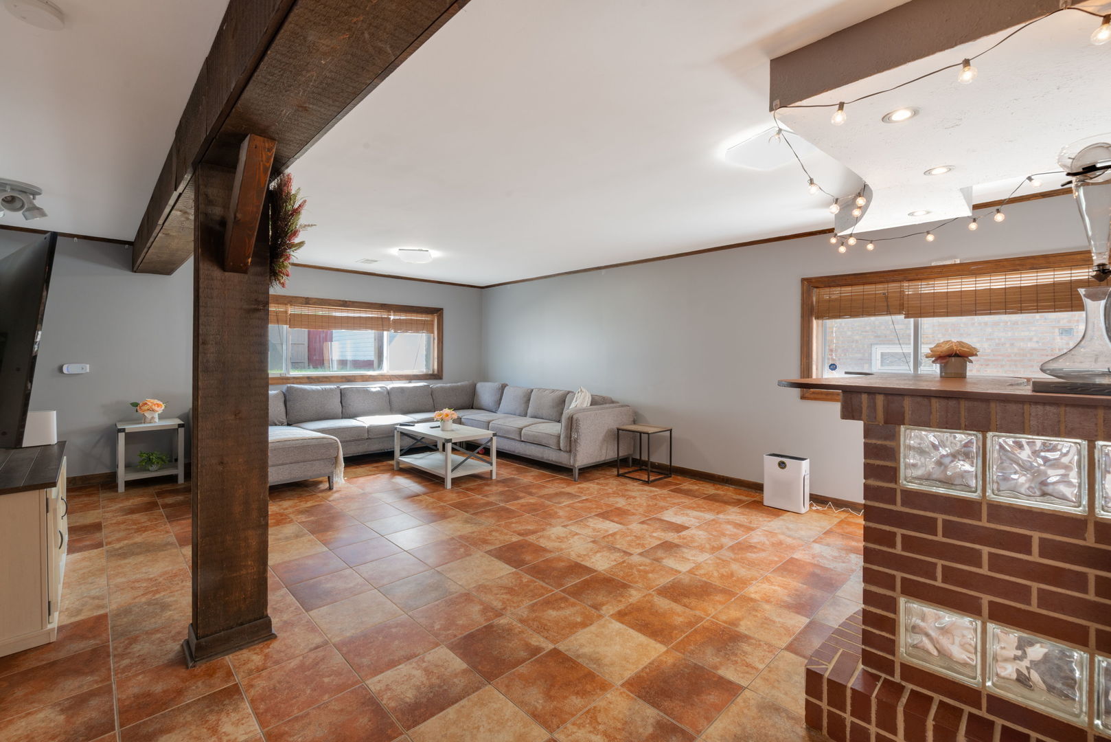 2453 George Street Property Photo 15