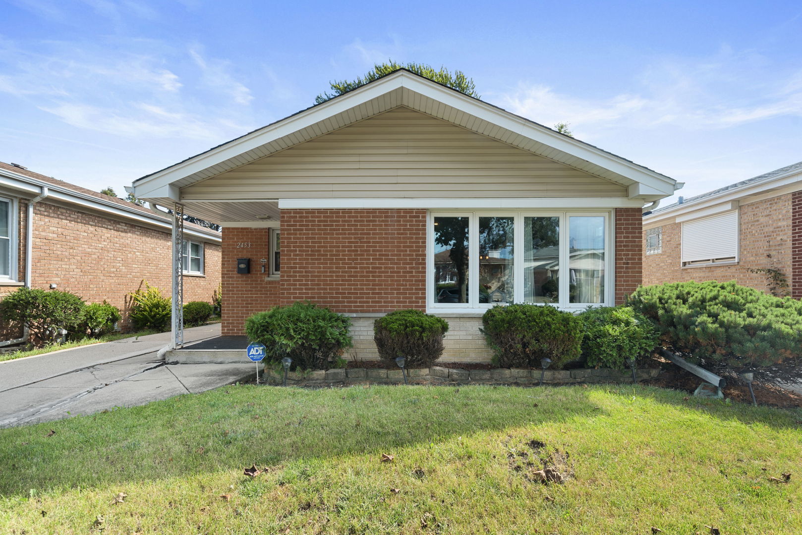 2453 George Street Property Photo 24