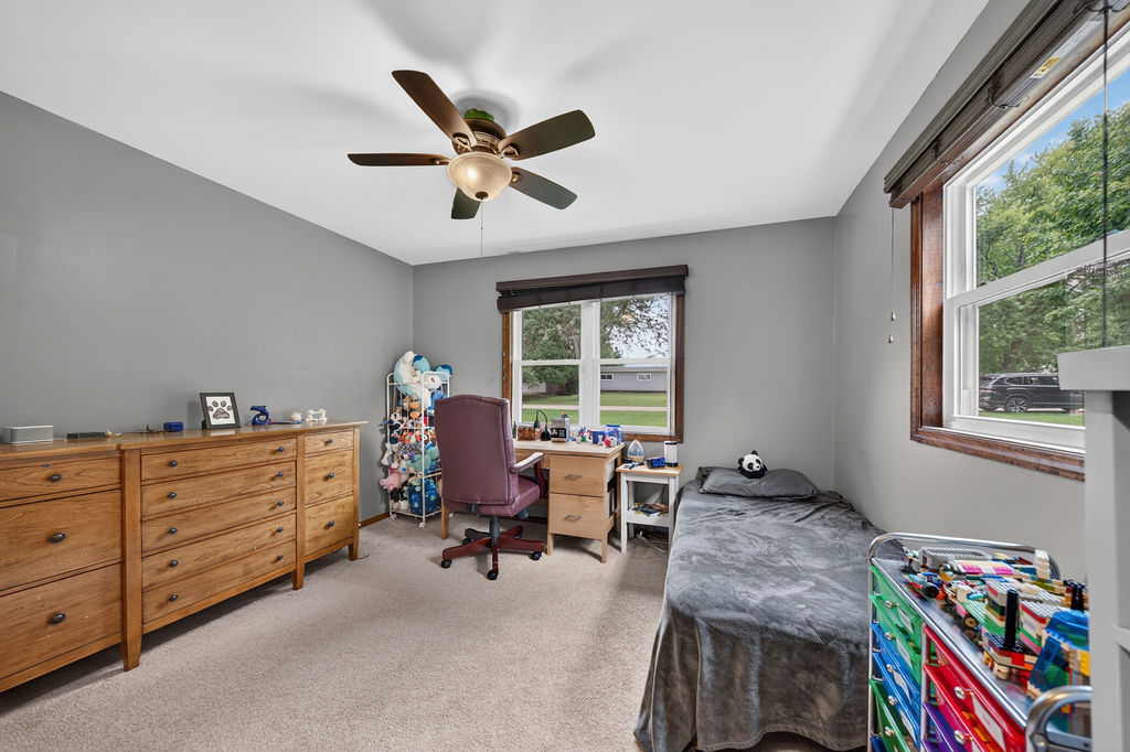 331 W Erickson Gate Property Photo 18