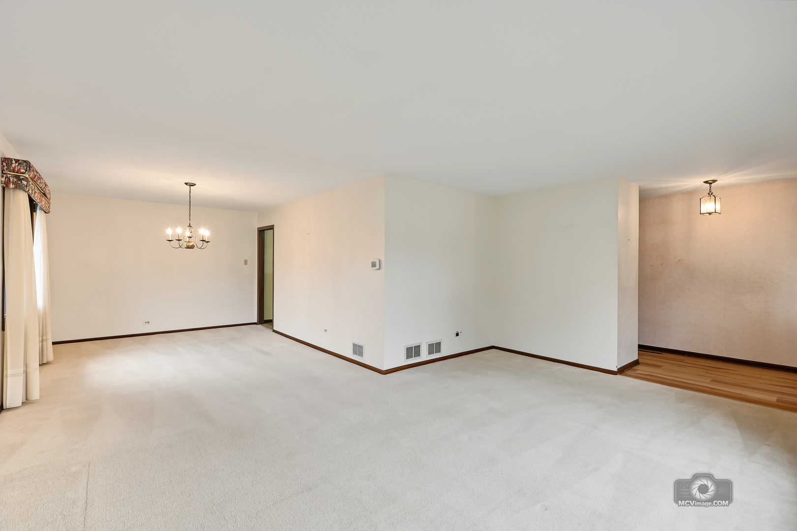 17325 Locust Avenue Property Photo 8