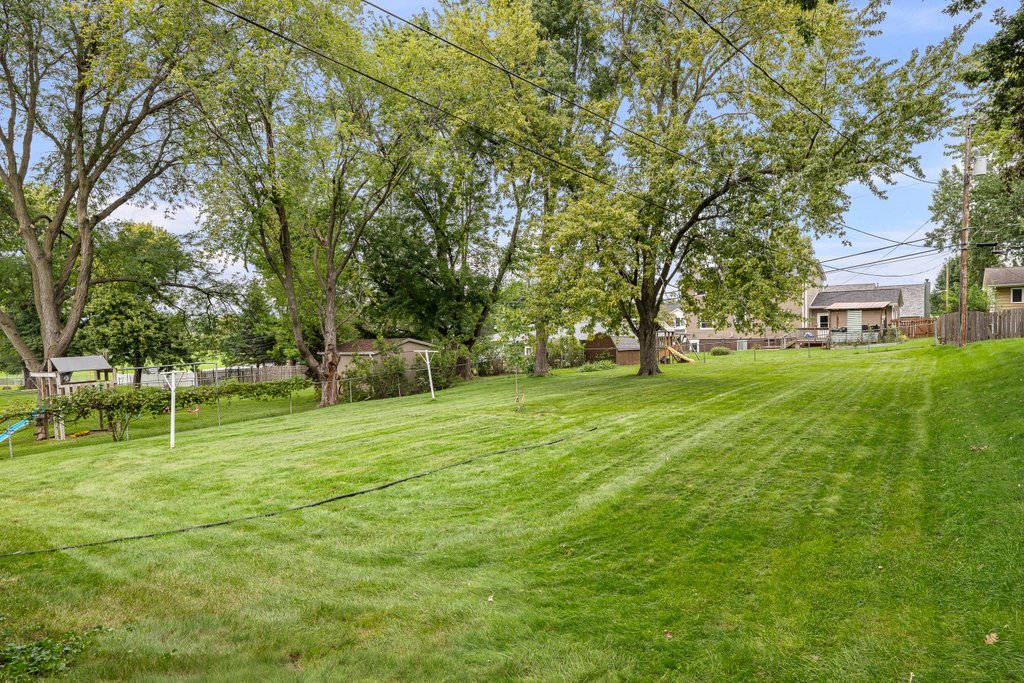 2833 Kelling Street Property Photo 25
