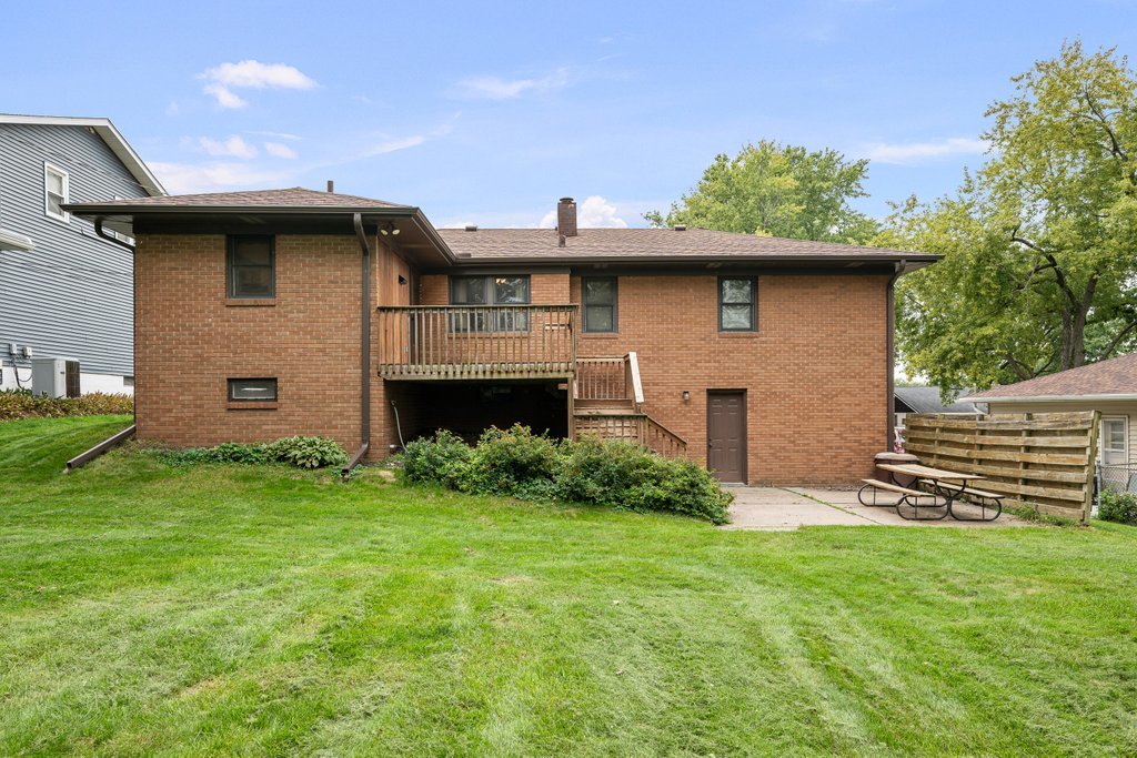 2833 Kelling Street Property Photo 26