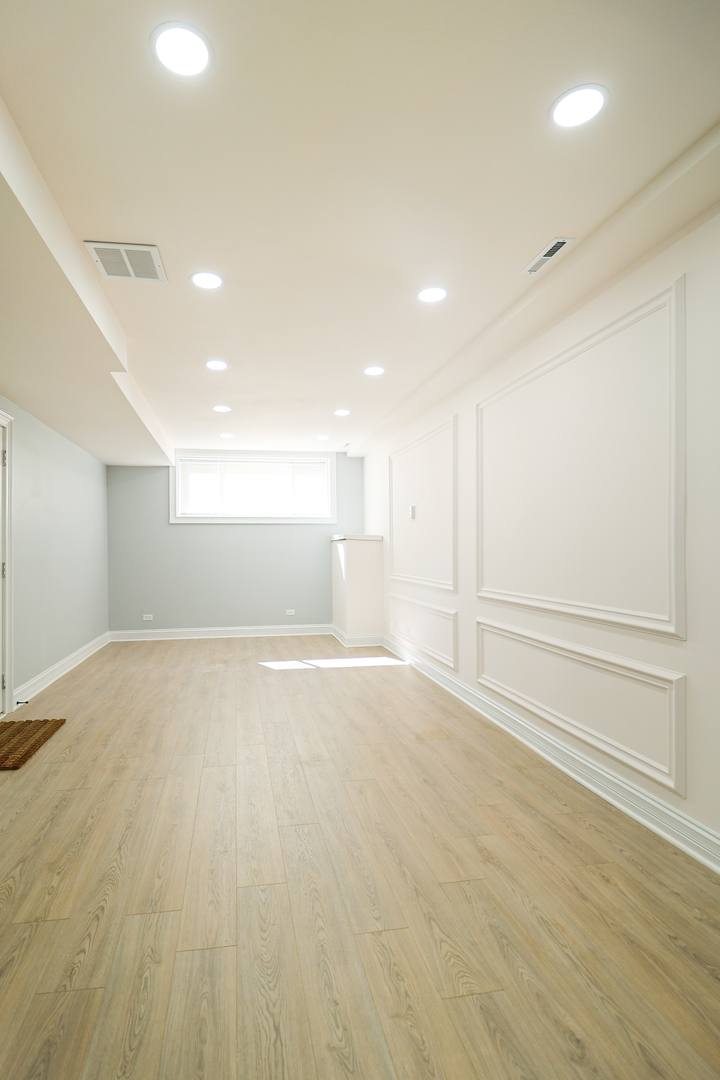 1442 W Chestnut Street G Property Photo 5